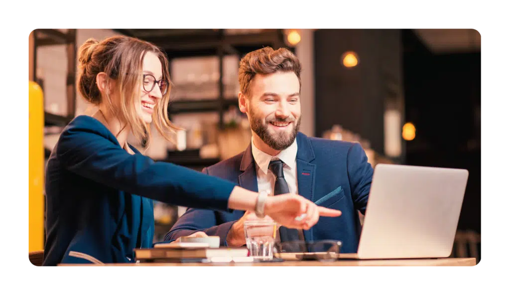 Leader encouraging employee to experiment and explore AI capabilities